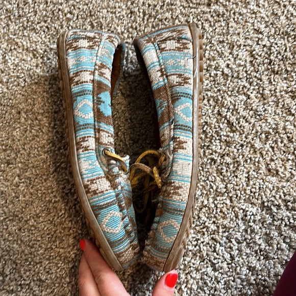 Minnetonka moccasins - Picture 4 of 6